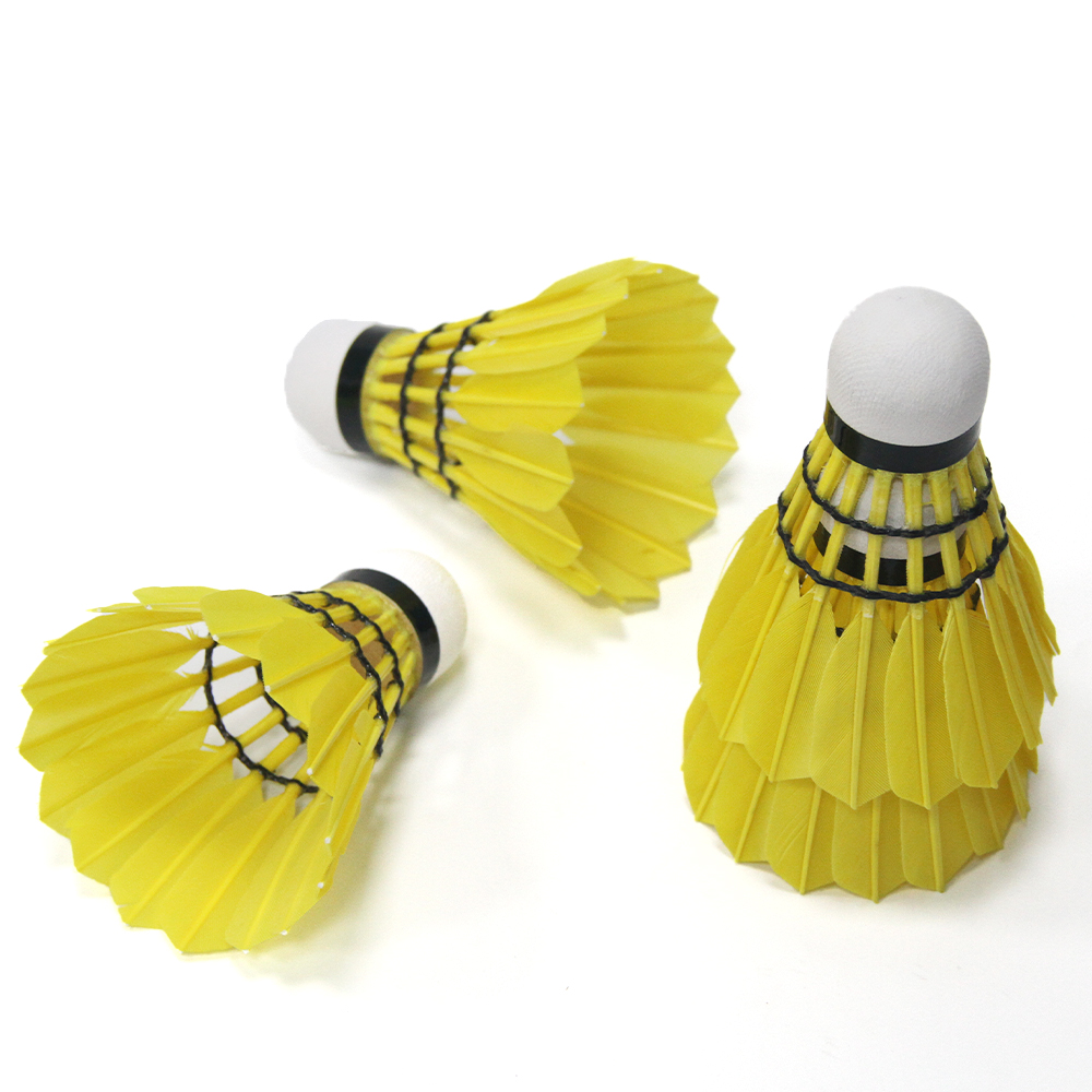 ريشة بادمنتون ملونة مخصصة للبط - مراجعة Badminton Tournament وسعره