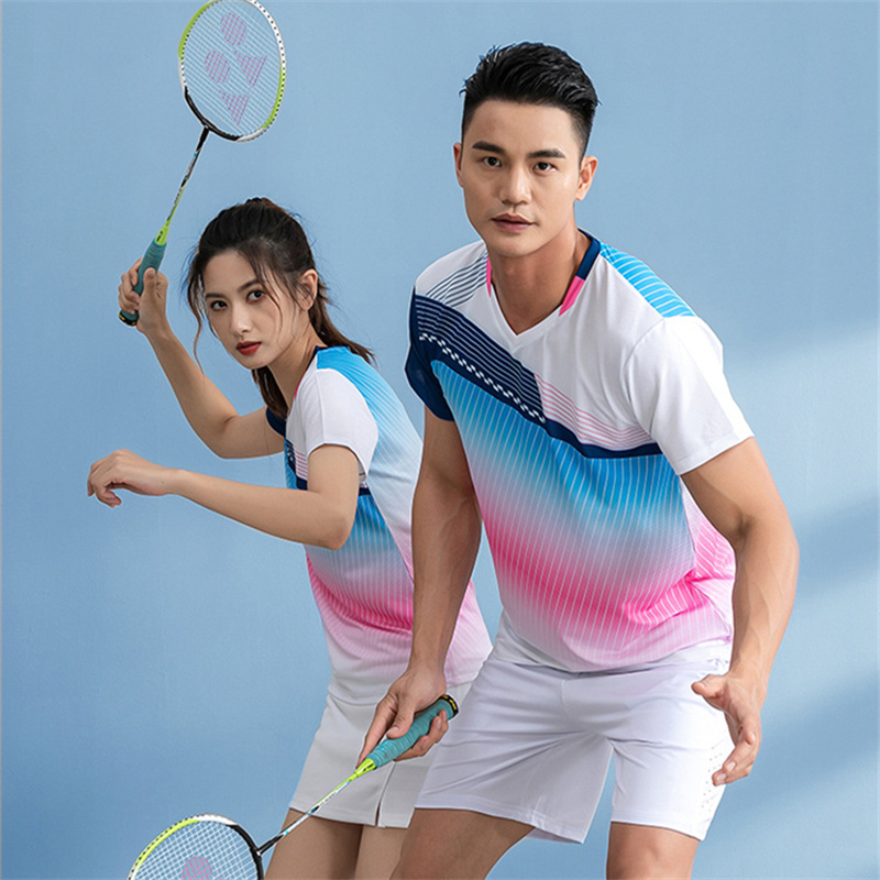 الريشة الفانيلة و السراويل الر - مراجعة Badminton Shuttlecock وسعره